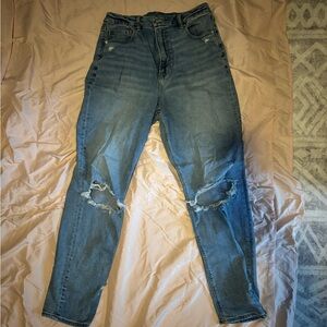 American Eagle Outfitters Light Blue Denim Jeans